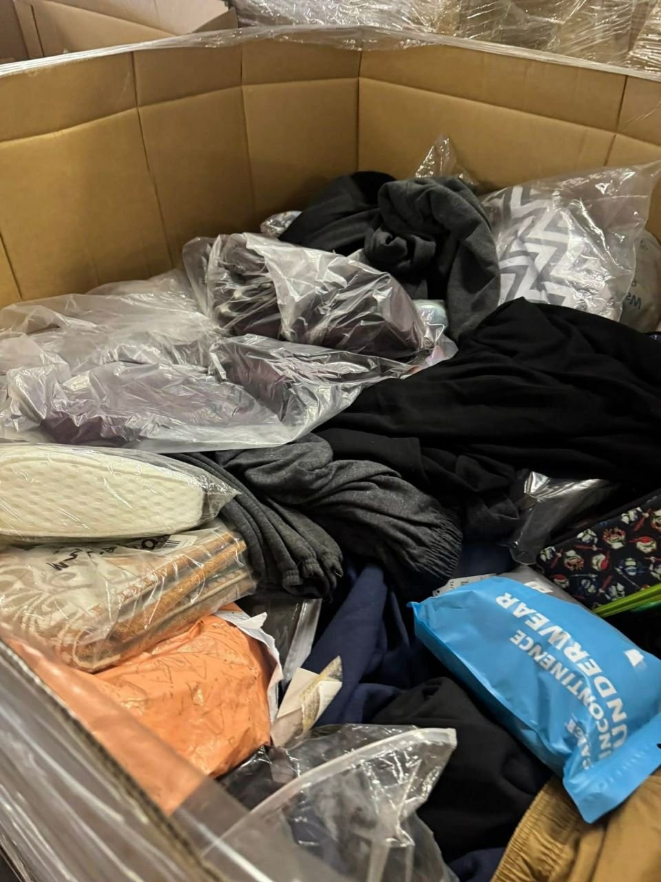 Clothing Pallets - Image 8