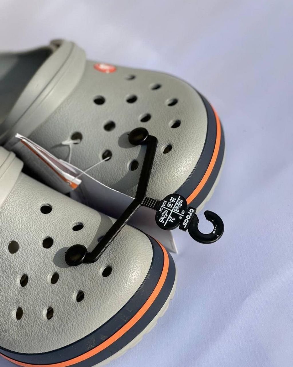 Authentic Crocs Pallets - Image 3