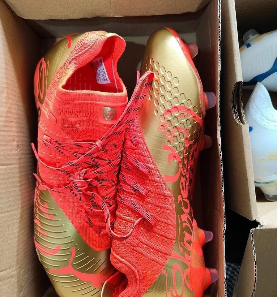 Soccer Cleats Pallets - Image 4